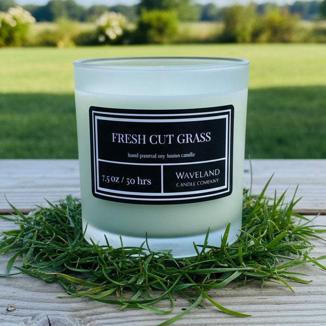 7.5 oz Fresh Cut Grass Frosted Soy Candle